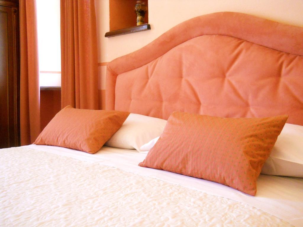 Tenuta Calabiana Diano d'Alba Room photo